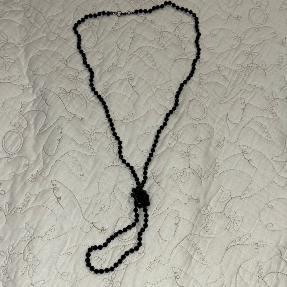 Elegant Black Beaded Necklace